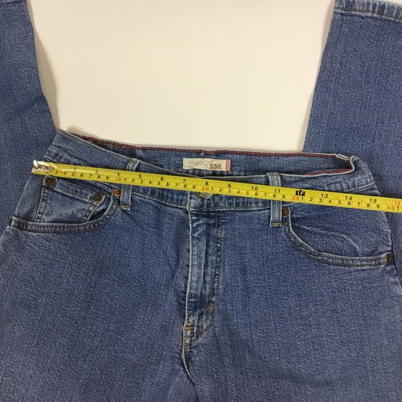 Levis 550 Relaxed Bootcut Jeans - Picture 4 of 10